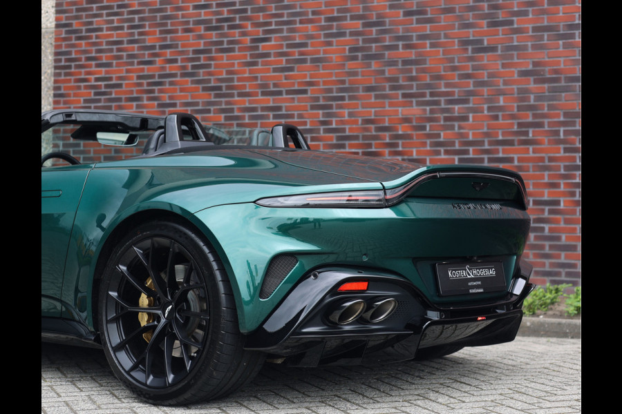 Aston Martin Vantage Roadster 4.0 V8 | Malachite - Bowers & Wilkins