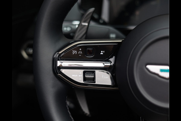 Aston Martin Vantage Roadster 4.0 V8 | Malachite - Bowers & Wilkins
