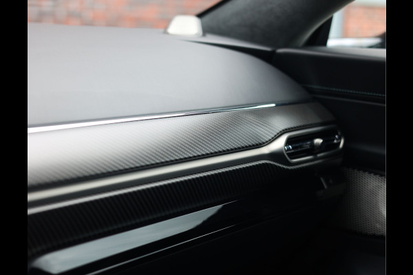 Aston Martin Vantage Roadster 4.0 V8 | Malachite - Bowers & Wilkins