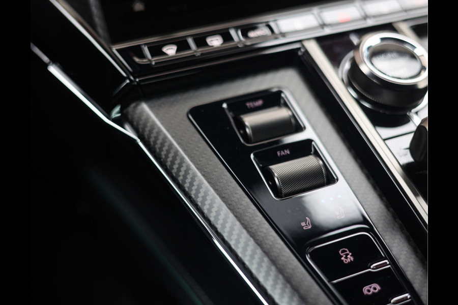 Aston Martin Vantage Roadster 4.0 V8 | Malachite - Bowers & Wilkins