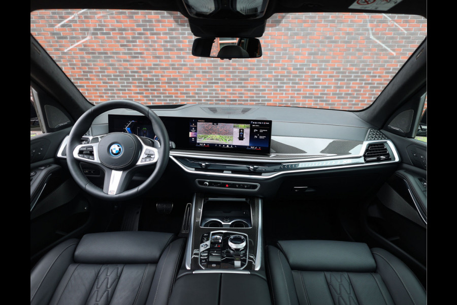 BMW X5 50e xDrive | Macadamia - Pano - Trekhaak