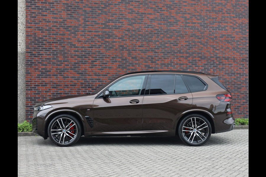 BMW X5 50e xDrive | Macadamia - Pano - Trekhaak