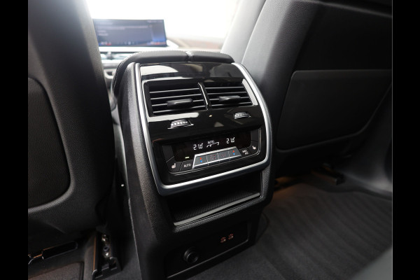 BMW X5 50e xDrive | Macadamia - Pano - Trekhaak