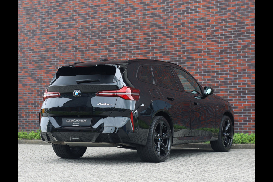 BMW X3 30e xDrive | Pano - Trekhaak - Harman/Kardon