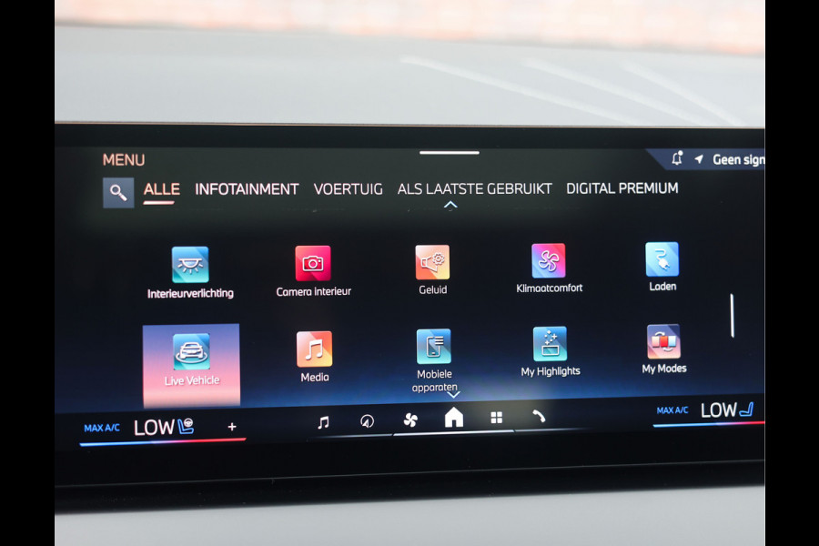 BMW X3 30e xDrive | Pano - Trekhaak - Harman/Kardon