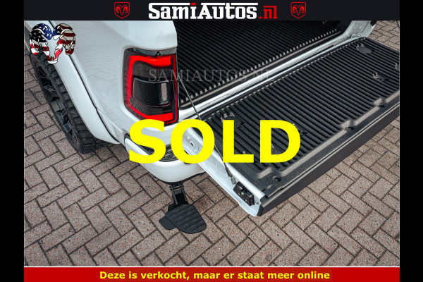 Dodge Ram 1500 Limited Night | 5.7 V8 Hemi Full Option | LPG | Comfortabele Dubbele Cabine met Royale 5 Zitplaatsen | De Meest Luxe en Volle Pick-Up in zijn Klasse | BPM vrij | Nu Leverbaar uit Voorraad | Voorraad Nr v45lp