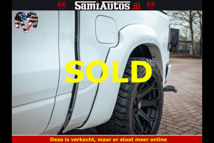 Dodge Ram 1500 Limited Night | 5.7 V8 Hemi Full Option | LPG | Comfortabele Dubbele Cabine met Royale 5 Zitplaatsen | De Meest Luxe en Volle Pick-Up in zijn Klasse | BPM vrij | Nu Leverbaar uit Voorraad | Voorraad Nr v45lp