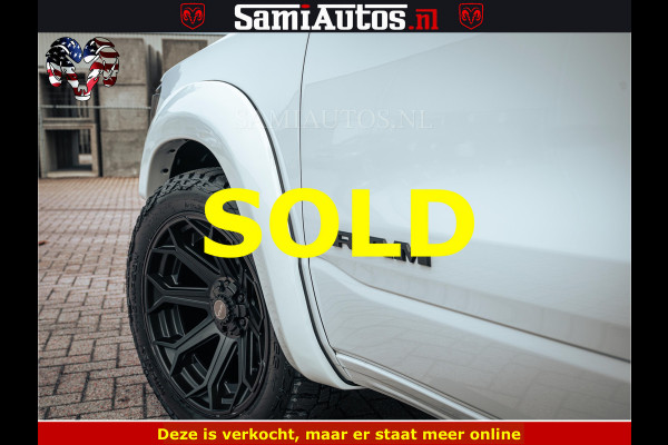 Dodge Ram 1500 Limited Night | 5.7 V8 Hemi Full Option | LPG | Comfortabele Dubbele Cabine met Royale 5 Zitplaatsen | De Meest Luxe en Volle Pick-Up in zijn Klasse | BPM vrij | Nu Leverbaar uit Voorraad | Voorraad Nr v45lp