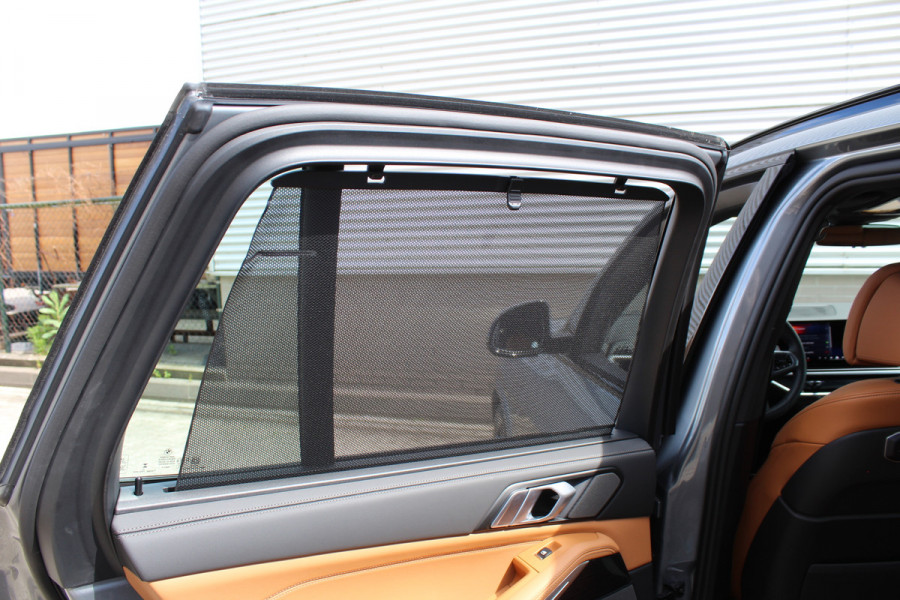 BMW X5 xDrive50e M-Sport Pro | Vierwielbesturing | H&K | Cognac Interior | Panoramadak | Trekhaak | Luchtvering