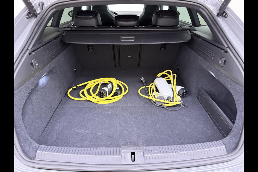 Volkswagen Arteon Shooting Brake 1.4 TSI eHybrid R-Line BINNEN + BUITEN PANO| NAPPALEDER SPORTSTOELEN| ELEK. STOEL MET MEMORY| ELEK. ACHTERKLEP| ACHTERBANK VERWARMD| CAMERA| STOELVERWARMING| CARPLAY| DODE HOEK SENSOR