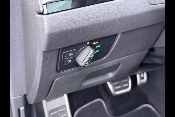 Volkswagen Arteon Shooting Brake 1.4 TSI eHybrid R-Line BINNEN + BUITEN PANO| NAPPALEDER SPORTSTOELEN| ELEK. STOEL MET MEMORY| ELEK. ACHTERKLEP| ACHTERBANK VERWARMD| CAMERA| STOELVERWARMING| CARPLAY| DODE HOEK SENSOR
