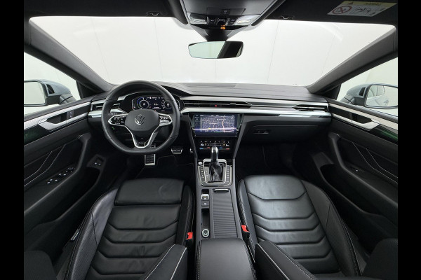 Volkswagen Arteon Shooting Brake 1.4 TSI eHybrid R-Line BINNEN + BUITEN PANO| NAPPALEDER SPORTSTOELEN| ELEK. STOEL MET MEMORY| ELEK. ACHTERKLEP| ACHTERBANK VERWARMD| CAMERA| STOELVERWARMING| CARPLAY| DODE HOEK SENSOR