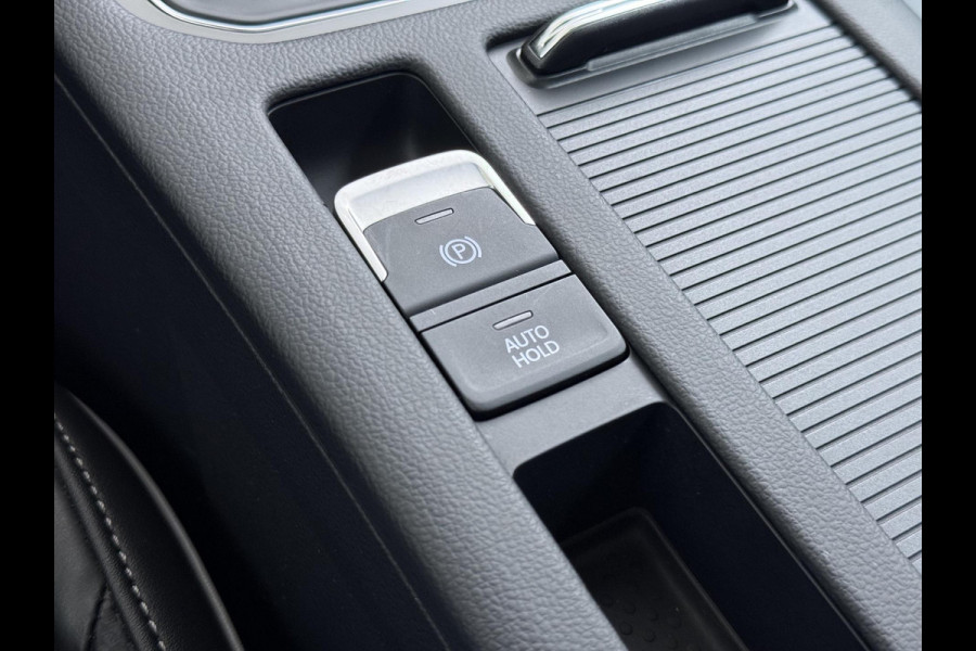 Volkswagen Arteon Shooting Brake 1.4 TSI eHybrid R-Line BINNEN + BUITEN PANO| NAPPALEDER SPORTSTOELEN| ELEK. STOEL MET MEMORY| ELEK. ACHTERKLEP| ACHTERBANK VERWARMD| CAMERA| STOELVERWARMING| CARPLAY| DODE HOEK SENSOR