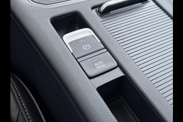 Volkswagen Arteon Shooting Brake 1.4 TSI eHybrid R-Line BINNEN + BUITEN PANO| NAPPALEDER SPORTSTOELEN| ELEK. STOEL MET MEMORY| ELEK. ACHTERKLEP| ACHTERBANK VERWARMD| CAMERA| STOELVERWARMING| CARPLAY| DODE HOEK SENSOR