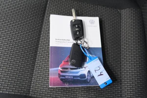 Volkswagen Transporter 2.0 TDI L2H1 30 DC