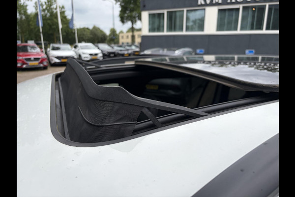 Volkswagen Tiguan 1.5 TSI ACT Highline Business R VAN: 30.900,- VOOR: 27.877,- UW WKVOORDEEL: 3.023,- | 3X R-LINE | R-LINE BINNEN + BUITEN + ONDERSTEL | PANORAMADAK | DIGITAAL COCKPIT | ACHTERUITRIJCAMERA | ONDERHOUDSHISTORIE COMPLEET | APPLE CARPLAY | TREKHAAK