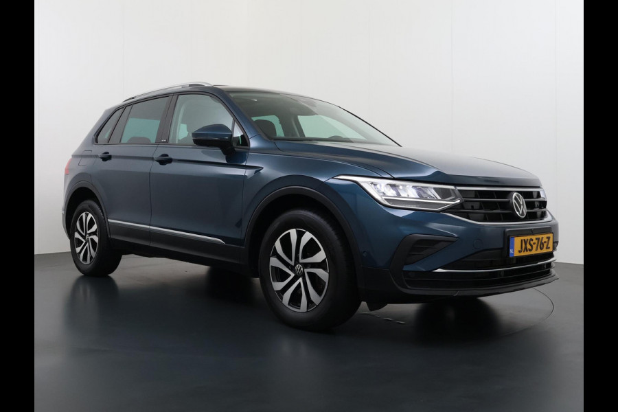 Volkswagen Tiguan 1.4 TSI eHybrid PHEV VAN: 30.900,- VOOR: 28.877,- UW WKVOORDEEL: 2.023,- | DIRECT LEVERBAAR | RECENT ONDERHOUD UITGEVOERD | 360 CAMERA ZICHT | STOEL- EN STUURWIELVERWARMING | PANORAMADAK | INCLUSIEF 12 MAANDEN BOVAG-GARANTIE