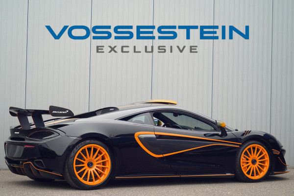 McLaren 620R 3.8 V8 / 1 of 225 / MSO R Pack / Bowers & Wilkins / MSO Defined Carbon Fibre / McLaren Track Telemetry