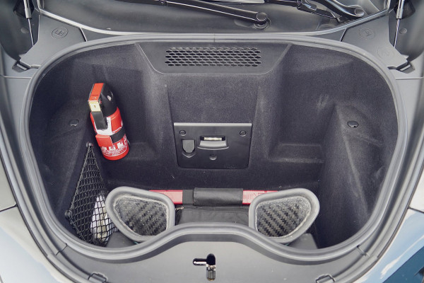 McLaren 620R 3.8 V8 / 1 of 225 / MSO R Pack / Bowers & Wilkins / MSO Defined Carbon Fibre / McLaren Track Telemetry
