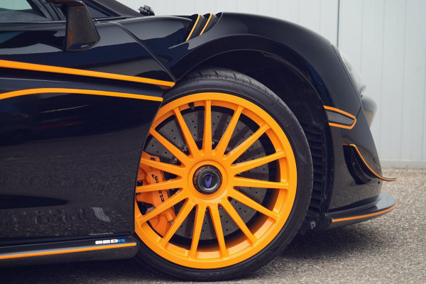 McLaren 620R 3.8 V8 / 1 of 225 / MSO R Pack / Bowers & Wilkins / MSO Defined Carbon Fibre / McLaren Track Telemetry