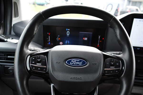 Ford Transit Custom 320 2.0 TDCI L1H1 Trail AWD 4x4 Camera, Cruise, Carplay, B&O, 170pk, LED, Stuurverwarming, Leder, Stoelverwarming, Automaat, Sensoren, Uniek!