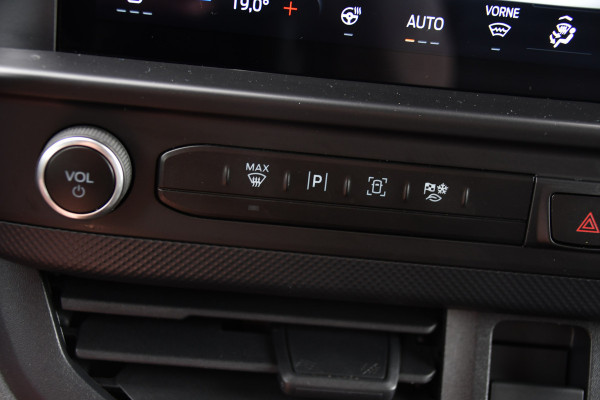 Ford Transit Custom 320 2.0 TDCI L1H1 Trail AWD 4x4 Camera, Cruise, Carplay, B&O, 170pk, LED, Stuurverwarming, Leder, Stoelverwarming, Automaat, Sensoren, Uniek!
