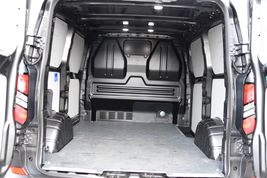 Ford Transit Custom 320 2.0 TDCI L1H1 Trail AWD 4x4 Camera, Cruise, Carplay, B&O, 170pk, LED, Stuurverwarming, Leder, Stoelverwarming, Automaat, Sensoren, Uniek!