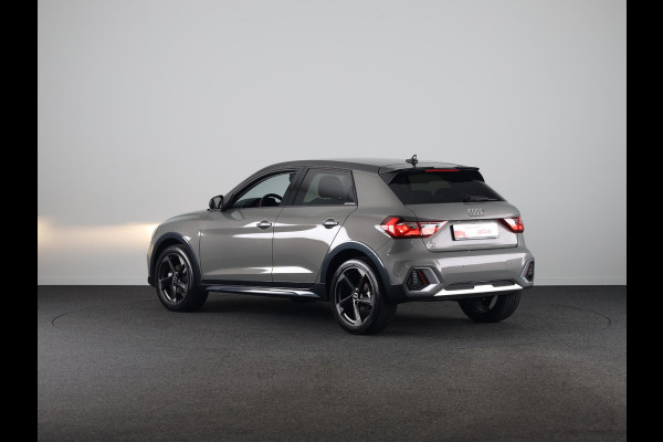 Audi A1 allstreet 30 TFSI Advanced edition 116pk | Lederen bekleding | Sonos | Stoelverwarming | Apple Carplay/-Andriod auto | 18 inch Lichtmetalen velgen | Verlengde garantie