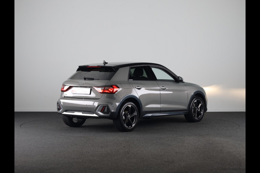 Audi A1 allstreet 30 TFSI Advanced edition 116pk | Lederen bekleding | Sonos | Stoelverwarming | Apple Carplay/-Andriod auto | 18 inch Lichtmetalen velgen | Verlengde garantie