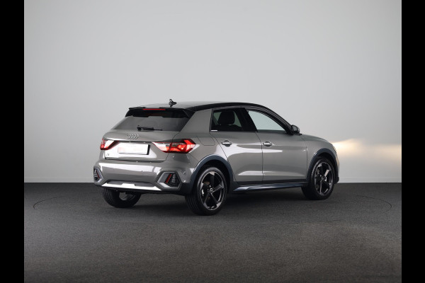 Audi A1 allstreet 30 TFSI Advanced edition 116pk | Lederen bekleding | Sonos | Stoelverwarming | Apple Carplay/-Andriod auto | 18 inch Lichtmetalen velgen | Verlengde garantie