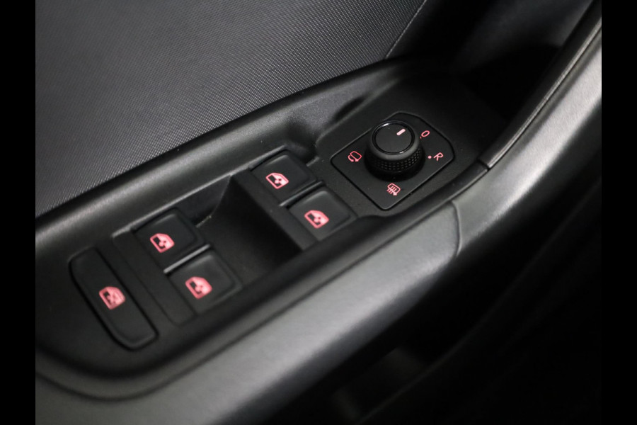 Audi A1 allstreet 30 TFSI Advanced edition 116pk | Lederen bekleding | Sonos | Stoelverwarming | Apple Carplay/-Andriod auto | 18 inch Lichtmetalen velgen | Verlengde garantie