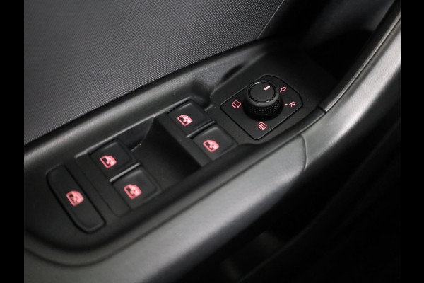 Audi A1 allstreet 30 TFSI Advanced edition 116pk | Lederen bekleding | Sonos | Stoelverwarming | Apple Carplay/-Andriod auto | 18 inch Lichtmetalen velgen | Verlengde garantie