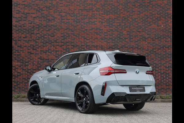 BMW X3 30e xDrive | Pano - Trekhaak - HUD