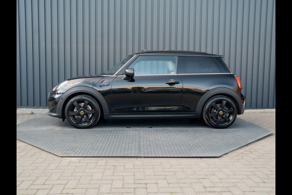 MINI Electric MINI Yours 33 kWh | Leder | Pano | Head Up | Harman/Kardon | Keyless | Camera | Prijs Rijklaar!!