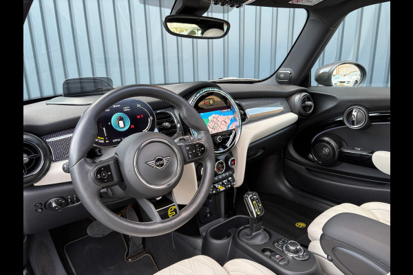 MINI Electric MINI Yours 33 kWh | Leder | Pano | Head Up | Harman/Kardon | Keyless | Camera | Prijs Rijklaar!!