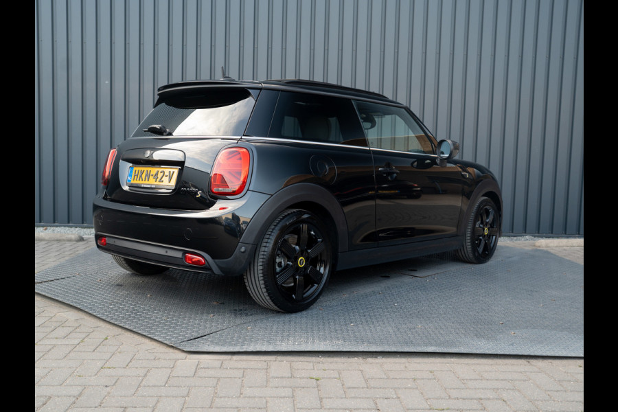 MINI Electric MINI Yours 33 kWh | Leder | Pano | Head Up | Harman/Kardon | Keyless | Camera | Prijs Rijklaar!!