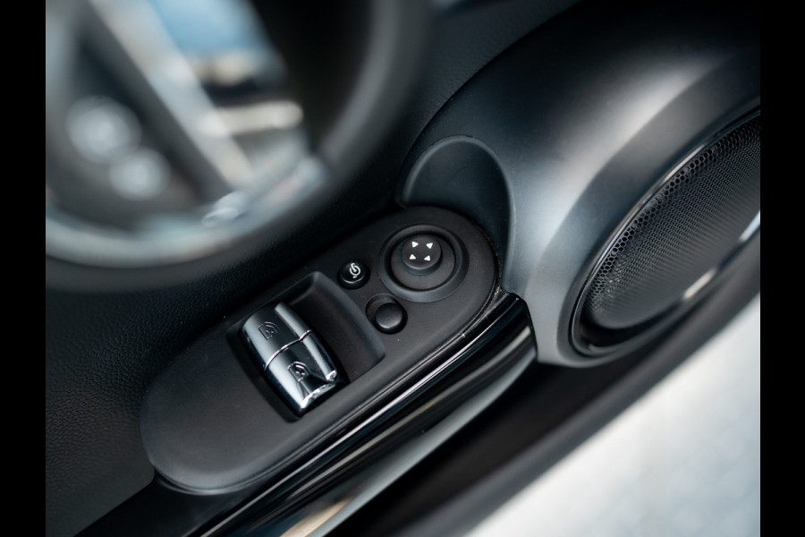 MINI Electric MINI Yours 33 kWh | Leder | Pano | Head Up | Harman/Kardon | Keyless | Camera | Prijs Rijklaar!!