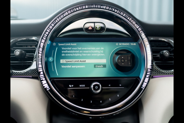 MINI Electric MINI Yours 33 kWh | Leder | Pano | Head Up | Harman/Kardon | Keyless | Camera | Prijs Rijklaar!!