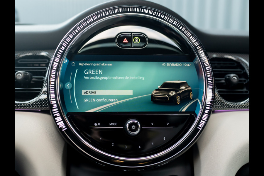 MINI Electric MINI Yours 33 kWh | Leder | Pano | Head Up | Harman/Kardon | Keyless | Camera | Prijs Rijklaar!!