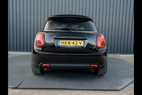 MINI Electric MINI Yours 33 kWh | Leder | Pano | Head Up | Harman/Kardon | Keyless | Camera | Prijs Rijklaar!!