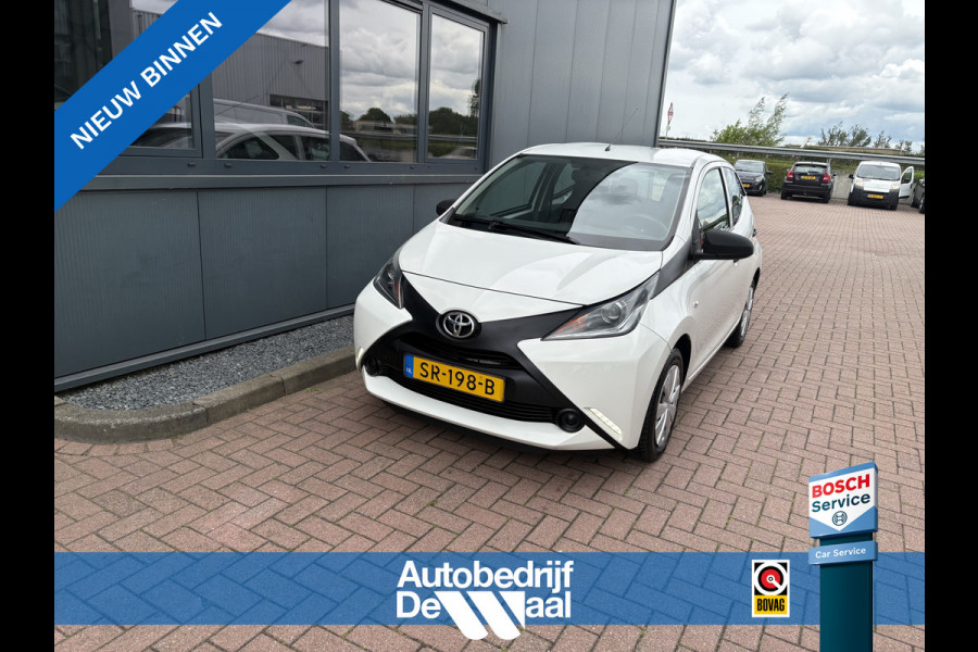 Toyota Aygo 1.0 VVT-i X-Fun 5-drs. AIRCO/MEDIA/LIMITER