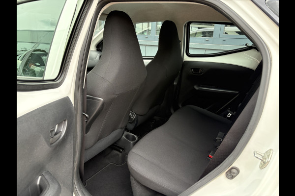 Toyota Aygo 1.0 VVT-i X-Fun 5-drs. AIRCO/MEDIA/LIMITER