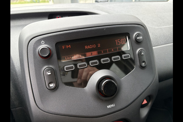 Toyota Aygo 1.0 VVT-i X-Fun 5-drs. AIRCO/MEDIA/LIMITER