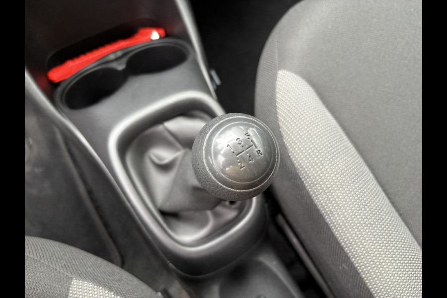 Toyota Aygo 1.0 VVT-i X-Fun 5-drs. AIRCO/MEDIA/LIMITER