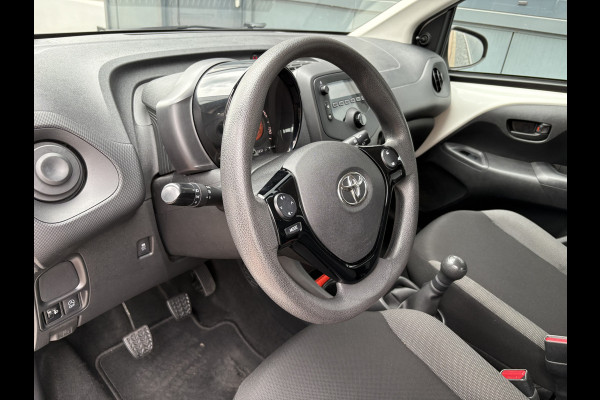 Toyota Aygo 1.0 VVT-i X-Fun 5-drs. AIRCO/MEDIA/LIMITER