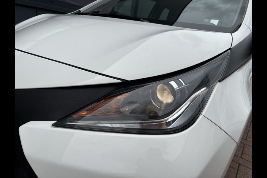 Toyota Aygo 1.0 VVT-i X-Fun 5-drs. AIRCO/MEDIA/LIMITER