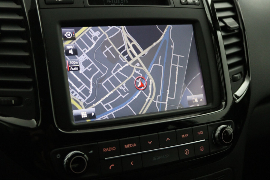 Kia Venga 1.6 CVVT Edition - Airco- Cruise Control - Navigatie- Achteruitrijcamera - Trekhaak- 12 maanden Bovag Garantie