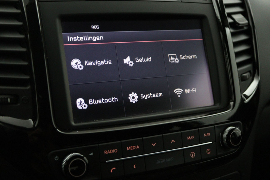 Kia Venga 1.6 CVVT Edition - Airco- Cruise Control - Navigatie- Achteruitrijcamera - Trekhaak- 12 maanden Bovag Garantie