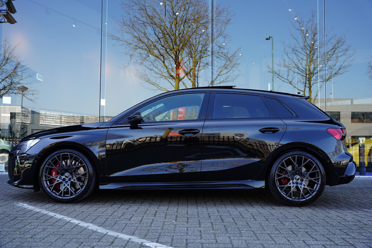 Audi RS 3 SPORTBACK 2.5 TFSI Quattro