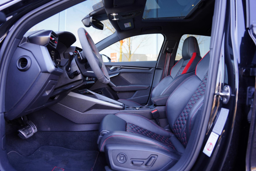 Audi RS 3 SPORTBACK 2.5 TFSI Quattro